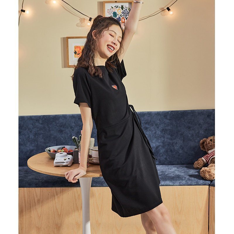 唐狮2021早春新款连衣裙别致设计感小众裙子女秋冬百搭内搭打底裙 S 黑色