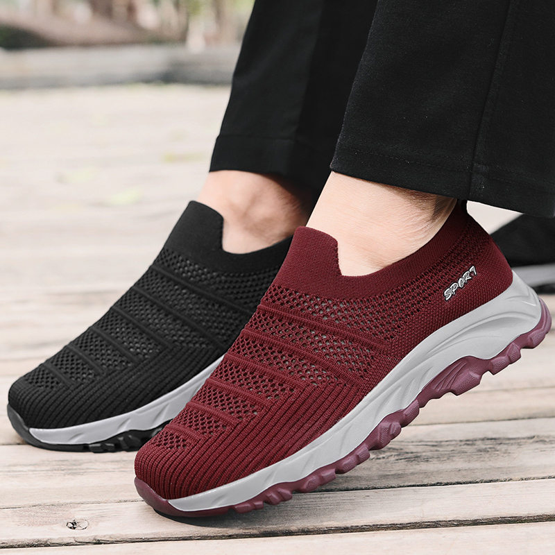 老人鞋男女夏季透气网面爸爸鞋轻便防滑一脚蹬中老年健步鞋