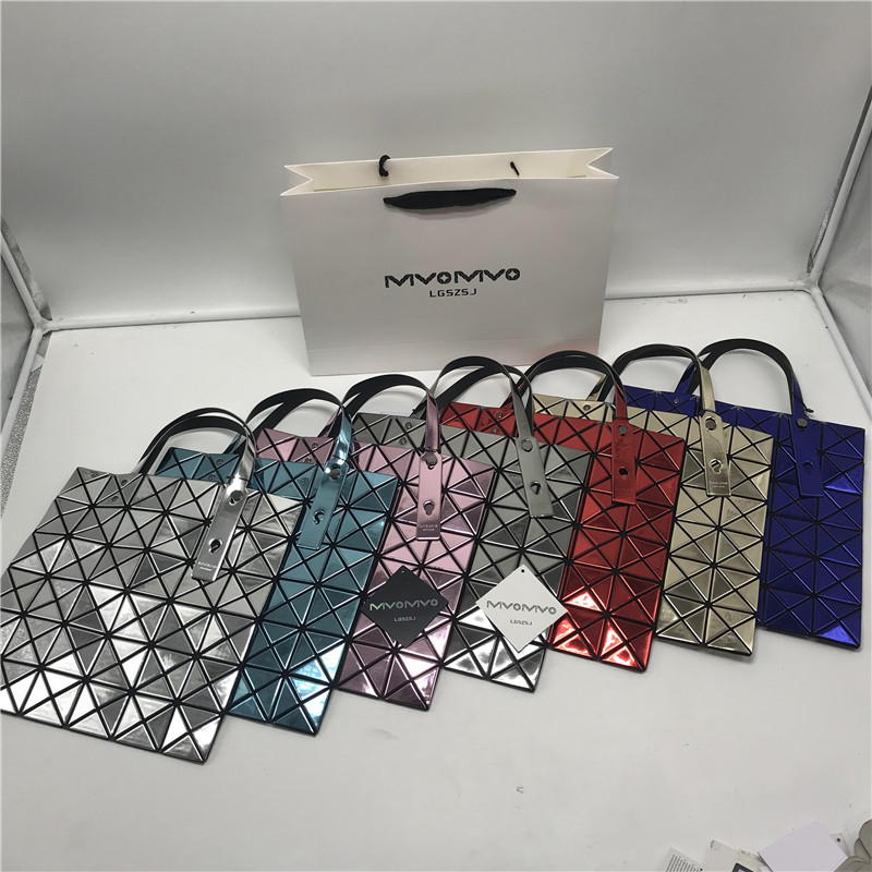 菱格三宅世家(MVO MVO LGSZSJ)6*6镜面菱格手提单肩包潮流百搭几何包百变折叠女包