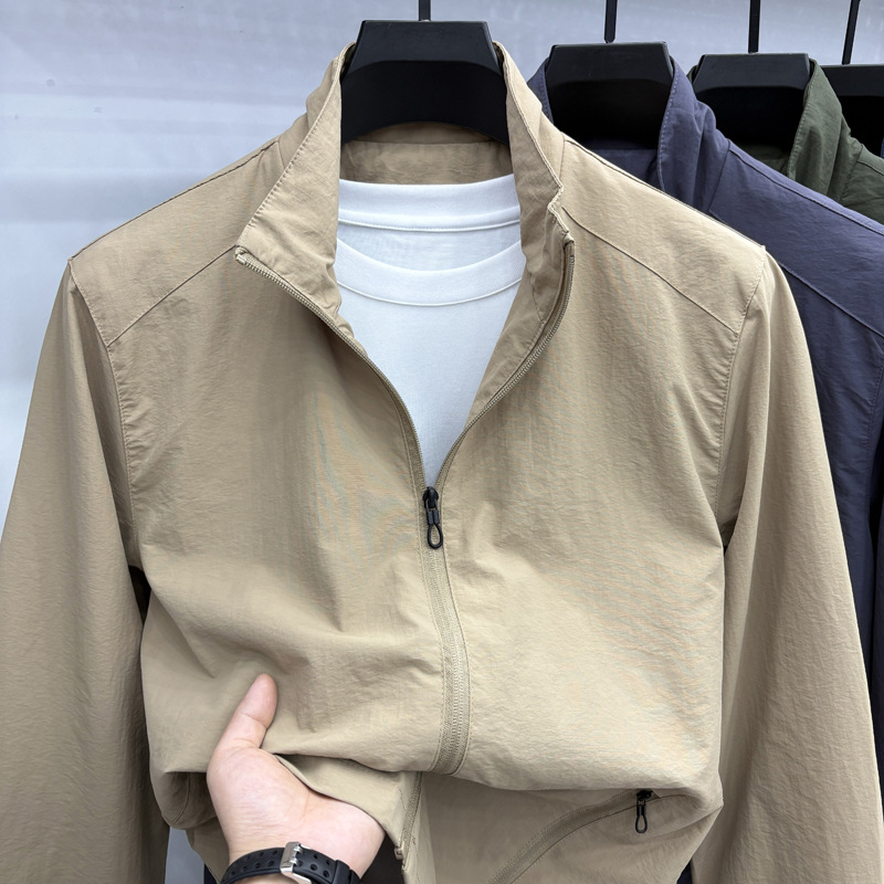 男士户外通勤外套夹克男秋季新款立领拉链纯色休闲防风衣男