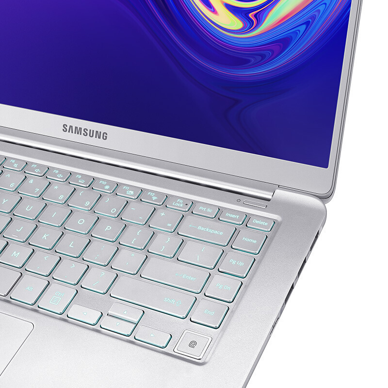三星(SAMSUNG)星曜950XBE-X02 15.0英寸轻薄本笔记本电脑(i5-8265U 8G 512G MX150 FHD Win10)银