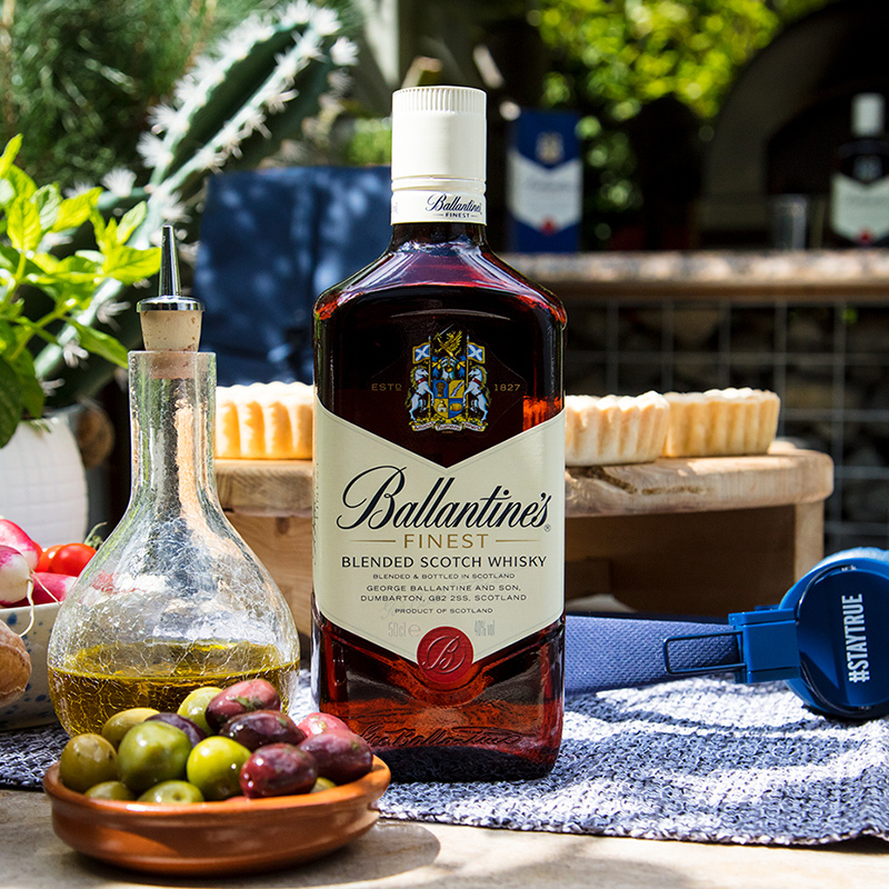 百龄坛(Ballantine’s)洋酒 特醇苏格兰威士忌 500ml