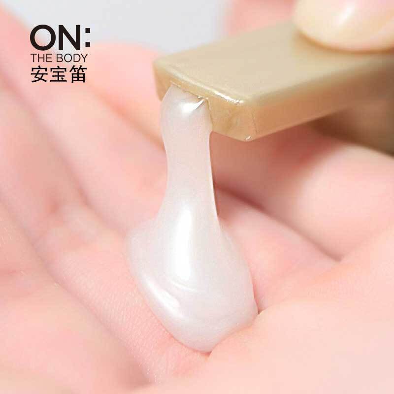 LG 安宝笛守护爱恋香水美肌沐浴露 500g