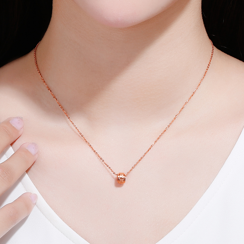 周六福zhouliufu珠宝18k金吊坠女士款玫瑰金数字项链链坠多彩ki064500