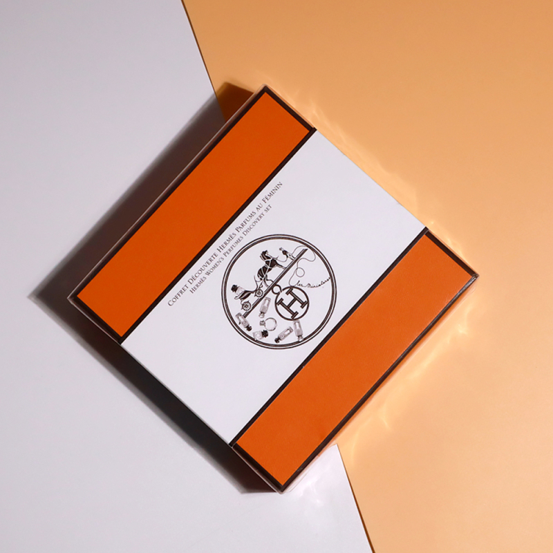 HERMES 爱马仕Q版小样香水4件套装7.5ml*4(爱马仕之光+橘彩星光+血色大黄+丝巾女士)无泵头