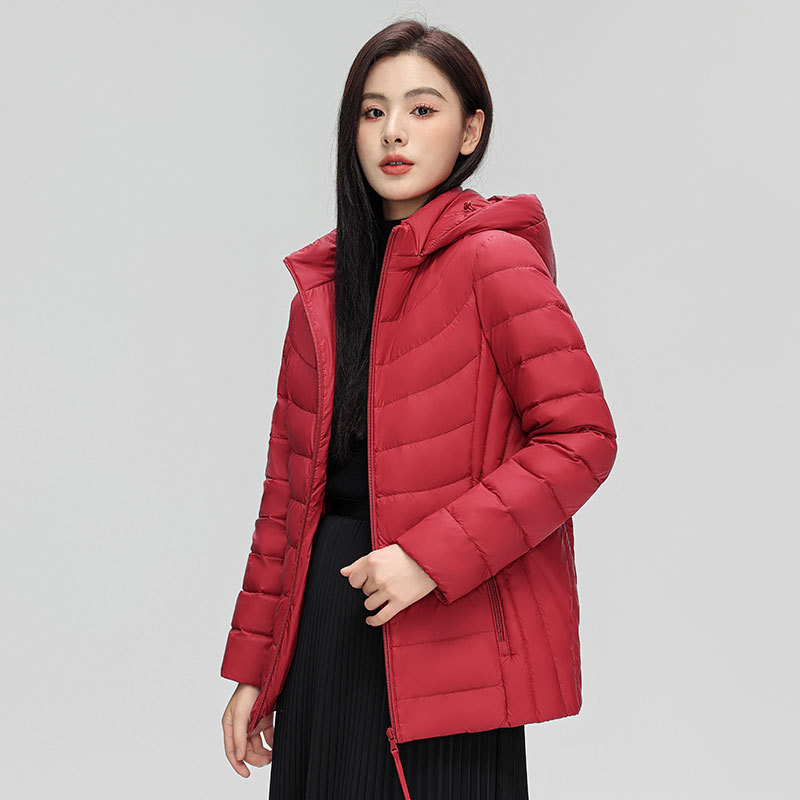 90白鸭绒新国标女式简约纯色连帽可拆卸轻薄羽绒服女_1102 优雅红 7XL