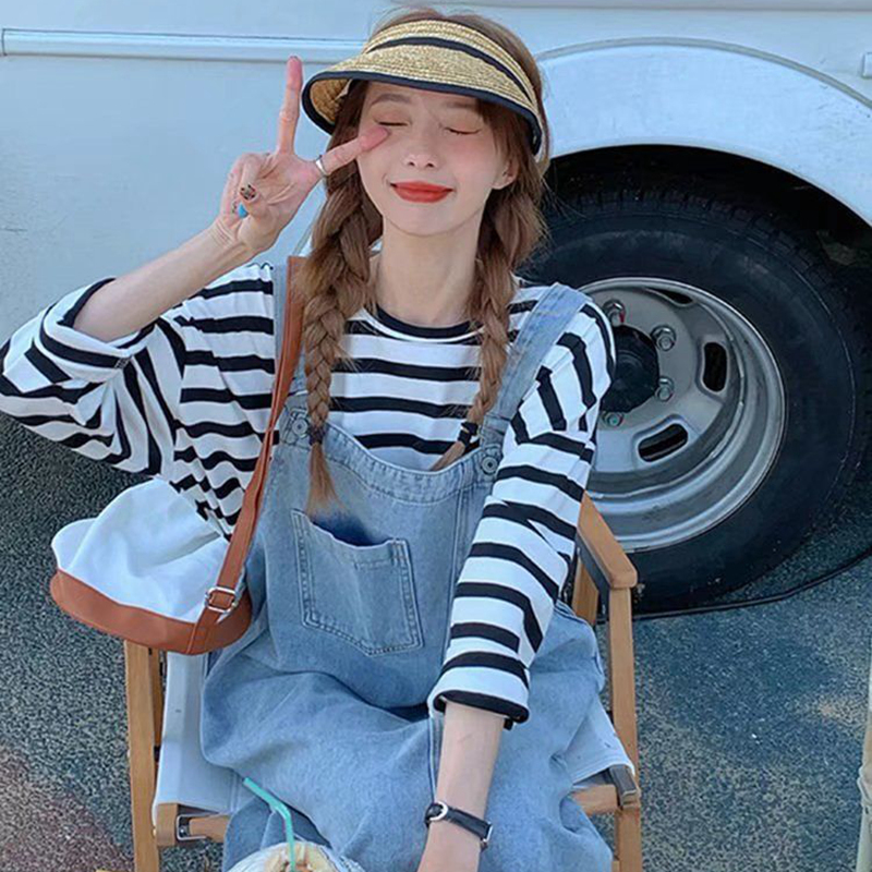 可路莎学生大码女装200斤胖mm夏季韩版chic宽松开叉牛仔背带裙女