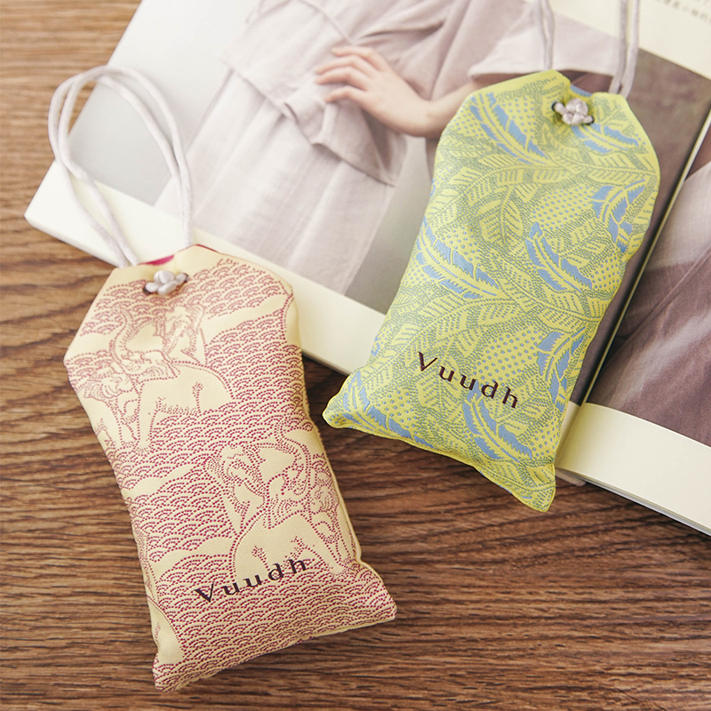 香薰泰国harnn随身香包衣柜飘香卧室房间香袋持久清新香囊