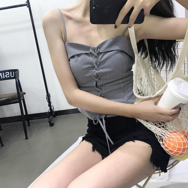 韩版绑带一字领露肩带背心小心机设计感修身短款无袖上衣女灰色