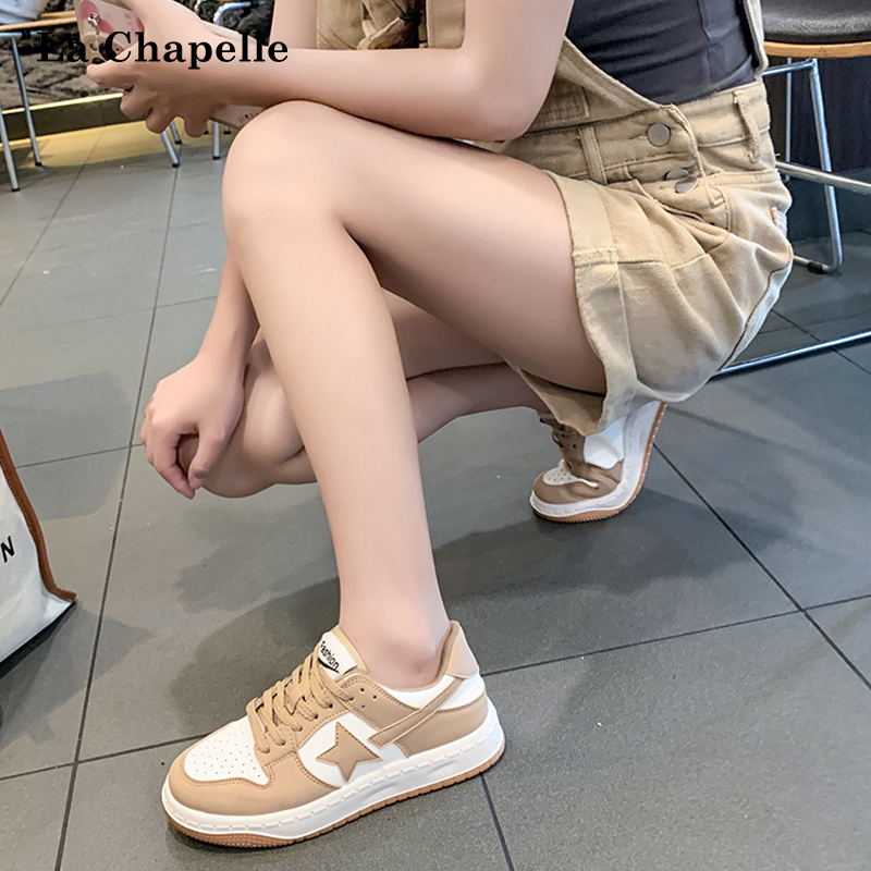 拉夏贝尔新款舒适百搭板鞋女2022年秋季新款柔软休闲鞋