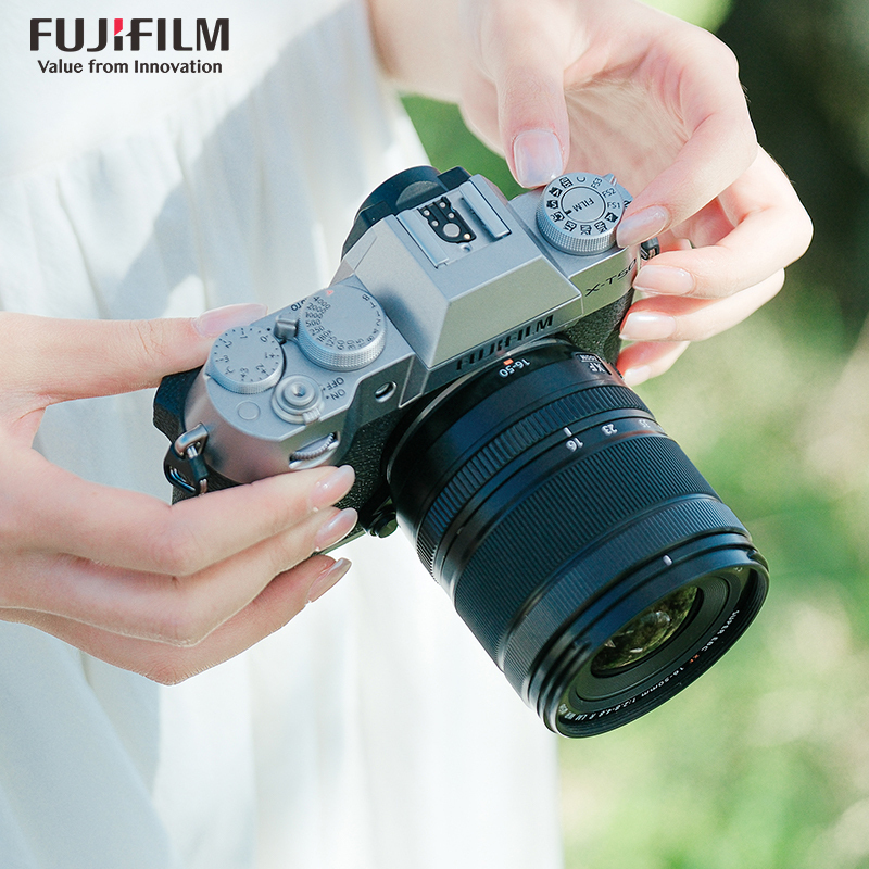 富士X-T50/XF35F2石墨灰标配 便携三向翻折屏静太拍摄4020万像素复古XT50 数码T50 4020万像素 1.6亿像素拍摄 复古全能