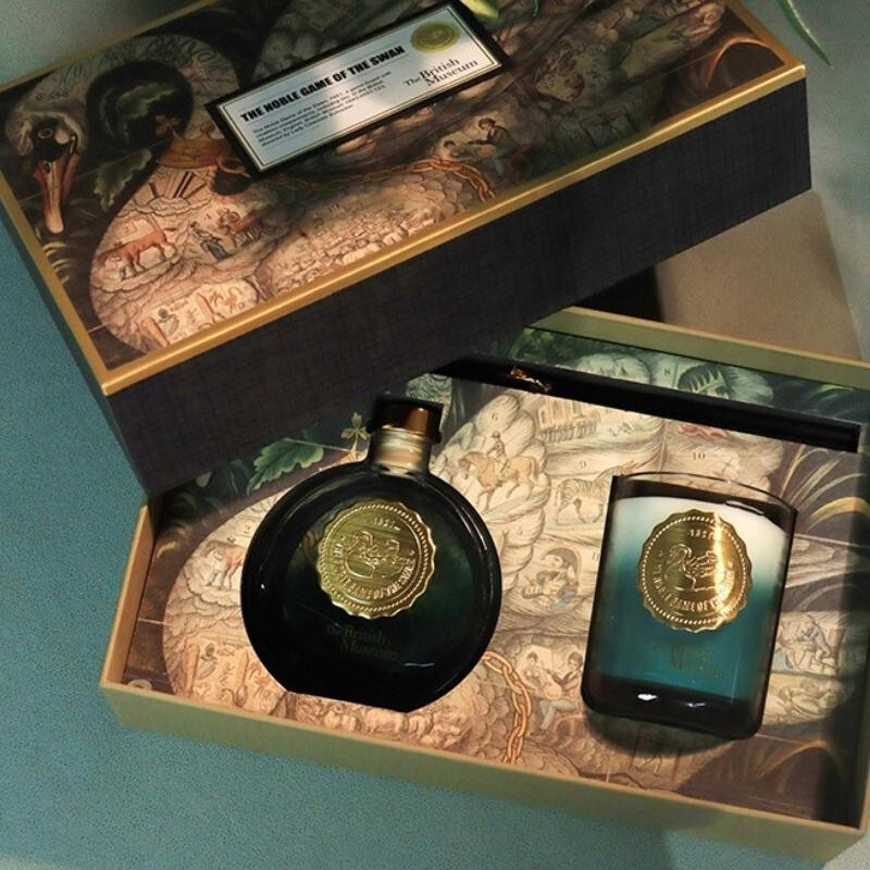 大英博物馆天鹅棋盘系列香氛蜡烛营造宁静氛围自然植物精油配方持久清新香气香薰精美套装高清大图