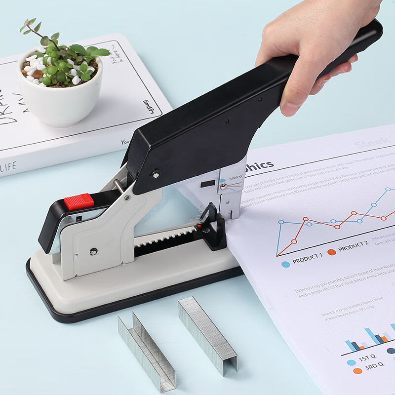 齐心(COMIX) 钢制厚层订书钉 可订140页 1000枚/纸盒(23/17) 办公文具B3033*5盒装高清大图