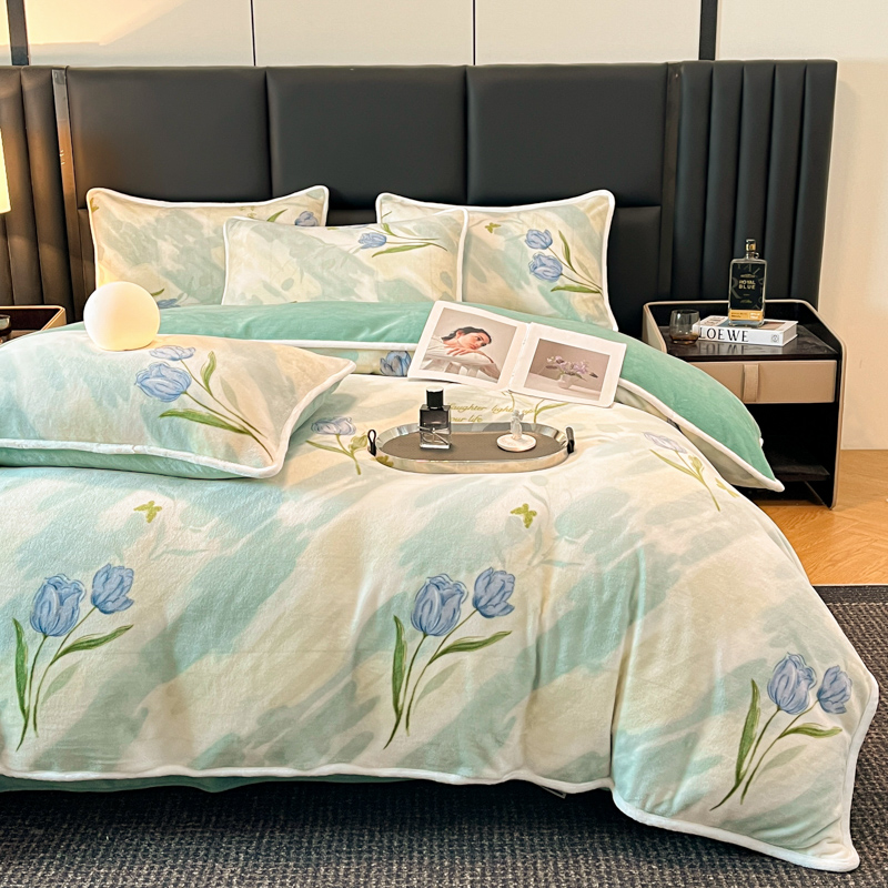 加厚牛奶绒四件套高清大图