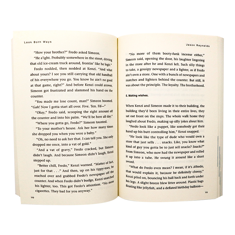 田径队系列4册 [正版]美国国家图书奖系列 英文原版小说 Look Both Ways 获奖儿童文学 纽伯瑞银奖 中小学高清大图