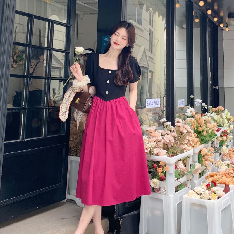 美动态大码女装时尚减龄拼接纽扣方领连衣裙胖MM气质显瘦遮肉裙子