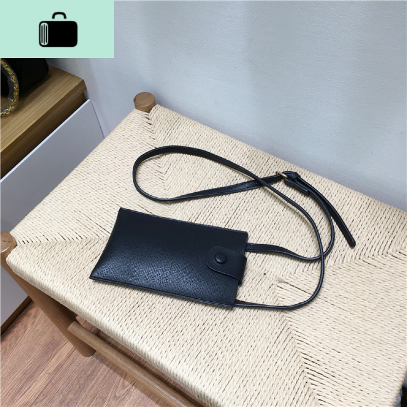 小脏柜 港风文艺单肩斜挎小包迷你卡包女时尚精致手机小包零钱包NEW LAKE 黑色