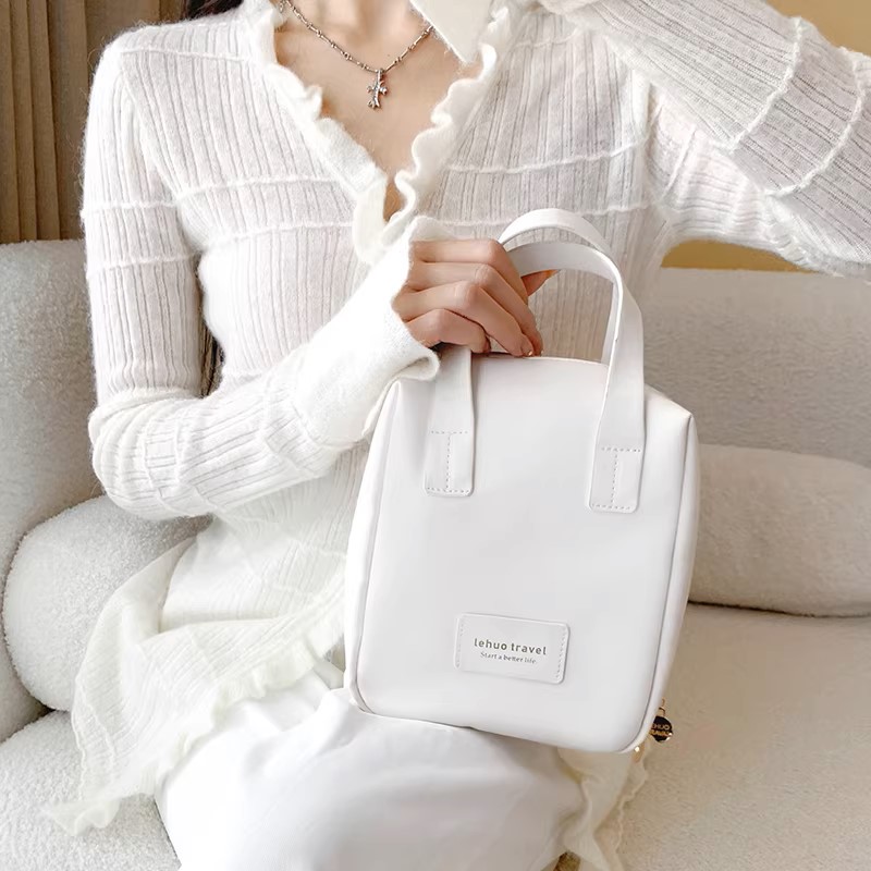 小方砖手提化妆包高清大图