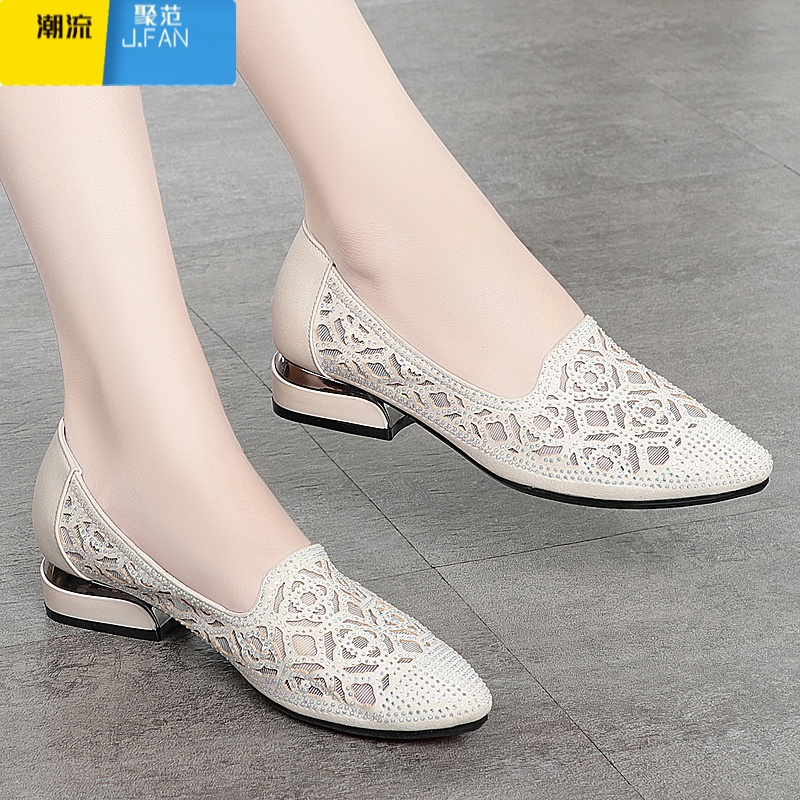 聚范意尓康凉鞋女低跟软底夏季粗跟中跟网纱镂空单鞋时尚妈妈皮鞋高清大图