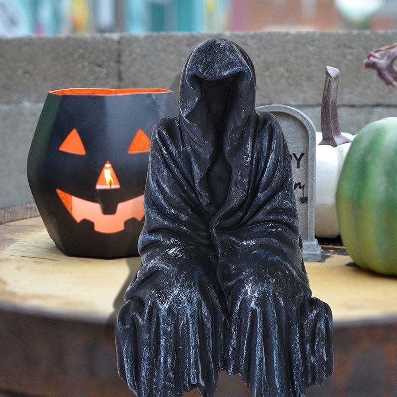 暗黑风格幽灵恐怖树脂摆件密室逃脱摆件万圣节斗篷衣服黑衣服