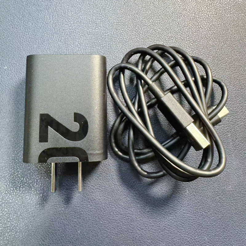 [99新] Motorola/摩托罗拉 原装充电器20W+数据线 拆机原装配件 适用于摩托edge racr G系列手机高清大图