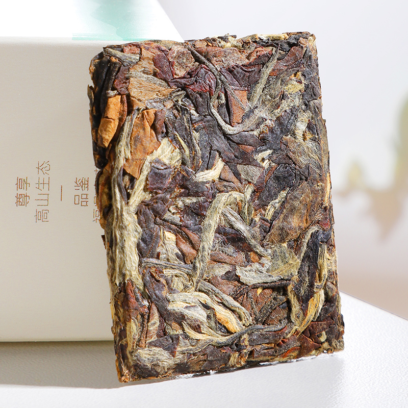 福鼎白茶小方片2016年花香白牡丹茶叶老白茶方片小茶饼40片礼盒装高清大图