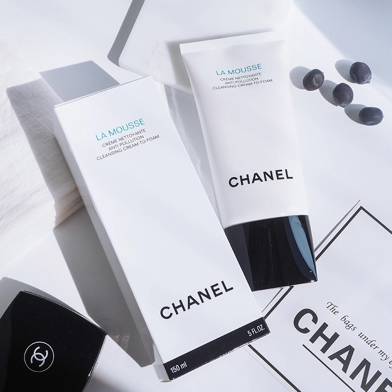 Chanel香奈儿山茶花洁面150ml 清洁毛孔柔和净肤润泽三合一洁面乳