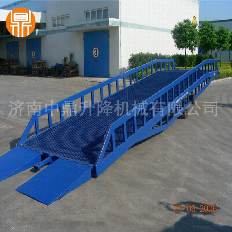 鑫中鼎 仓储物流码头移动登车桥 DCQ-Y-15