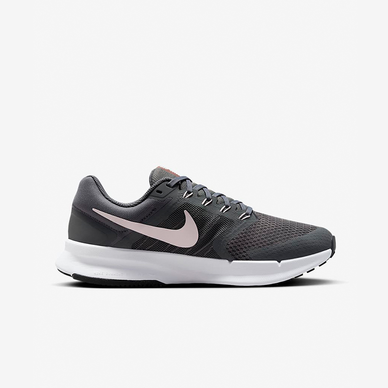 nike耐克runswift3女公路跑步鞋春新款透气缓震运动dr2698008