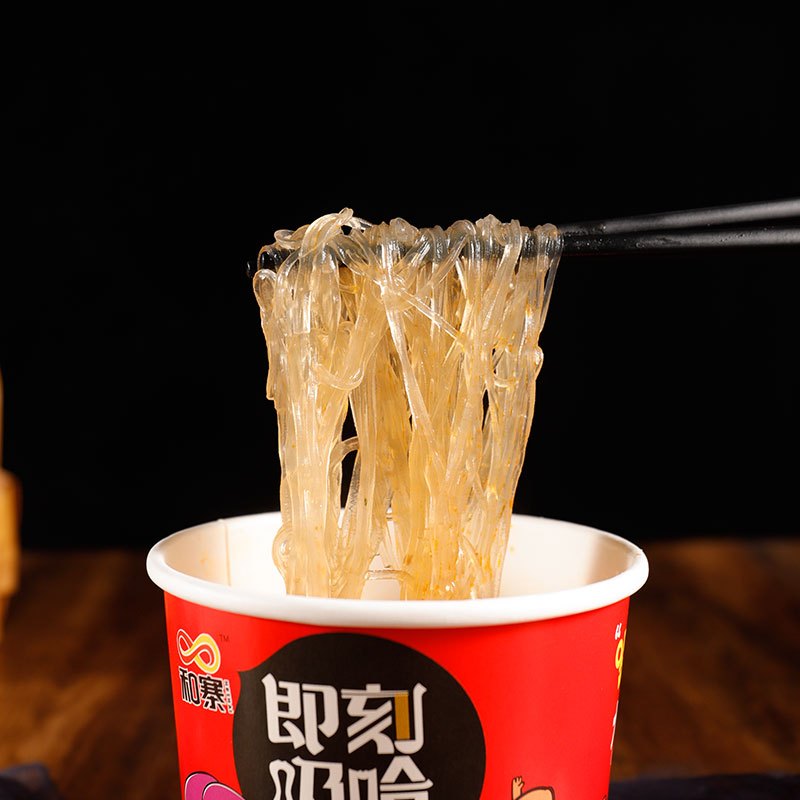 和寨酸辣粉135g*6桶装整箱夜宵即食方便速食重庆风味红薯粉丝