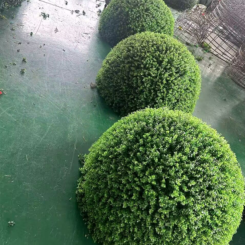 iChoice 户外绿植井盖遮挡装饰品 绿色80厘米钢筋尤加利草球半圆状高清大图