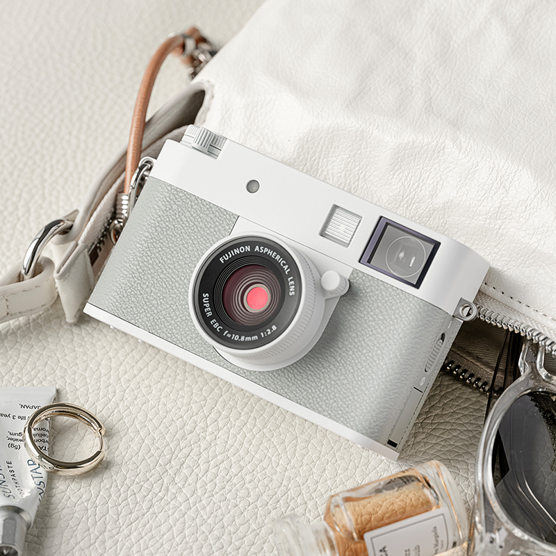 [新品]富士X half白色时尚轻便数码相机 便携式半格胶片相机高清大图