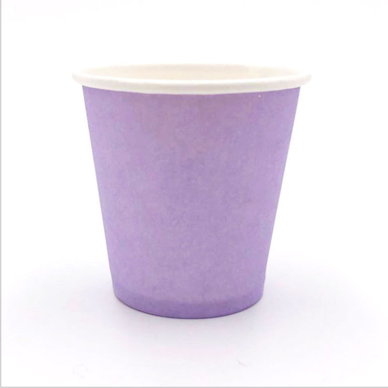纸 杯