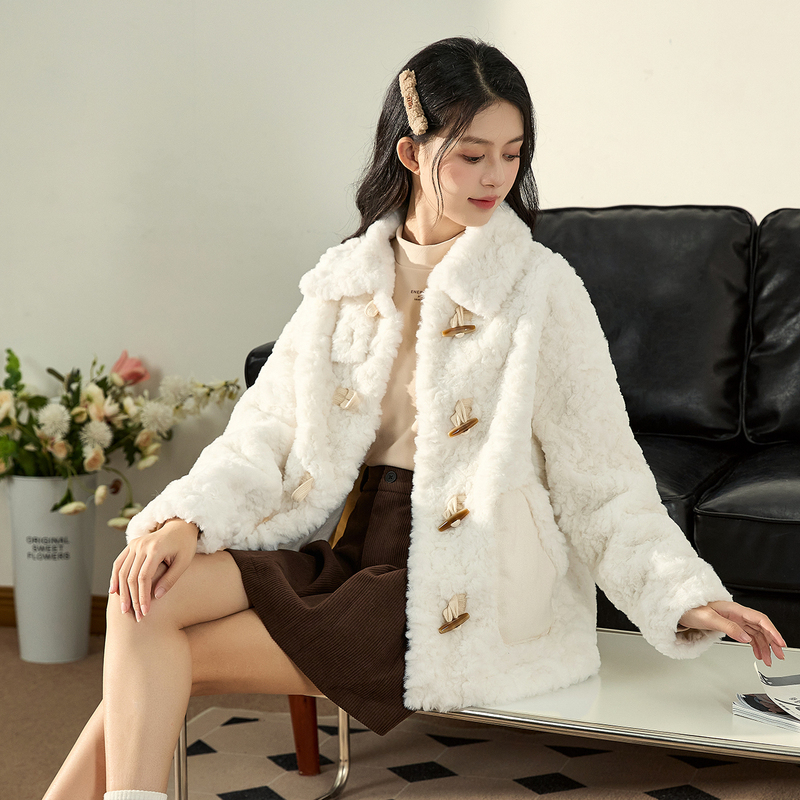 [2.5折价250元]唐狮冬季新款仿羊羔毛外套女秋冬加绒今流行毛毛外套加厚