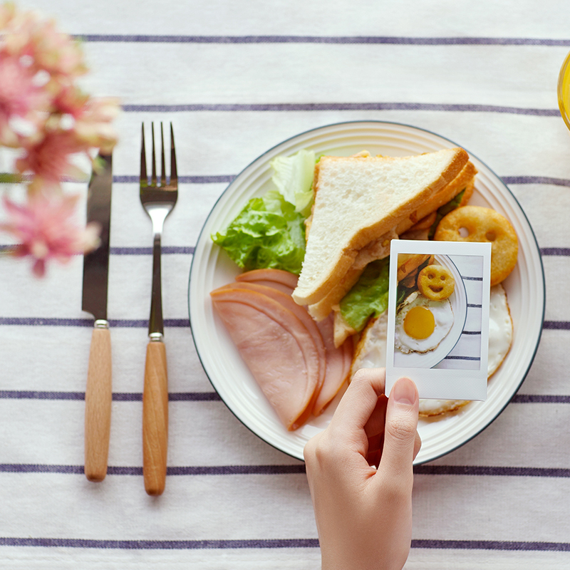 富士(FUJIFILM)INSTAX 拍立得相纸 mini7c/8/9/25/90/70通用 白边快显胶片 (20张)