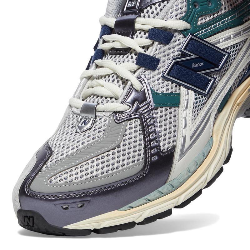 新百伦(New Balance)New Balance女士跑鞋1906R轻便减震休闲运动