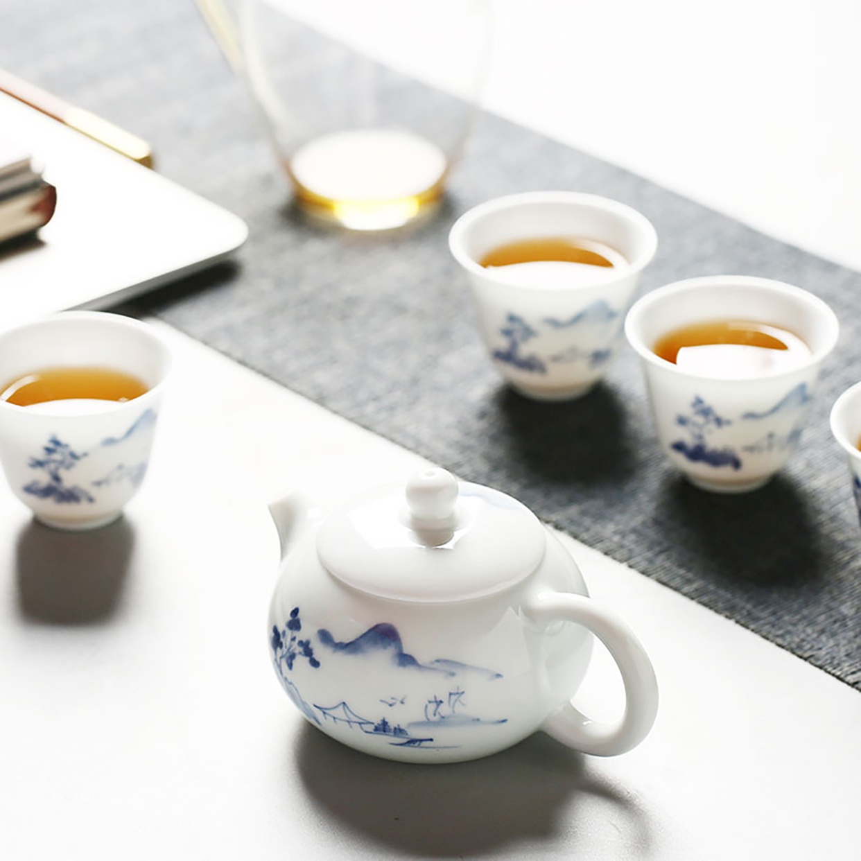 昌南 陶瓷手绘青花茶具套装一壶四杯一公道杯精致六头 山水之间高清大图