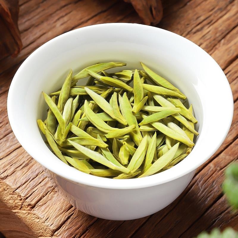 新茶特级头采白毫银针福鼎老白茶叶正宗明前银针老白茶牡丹礼盒装高清大图