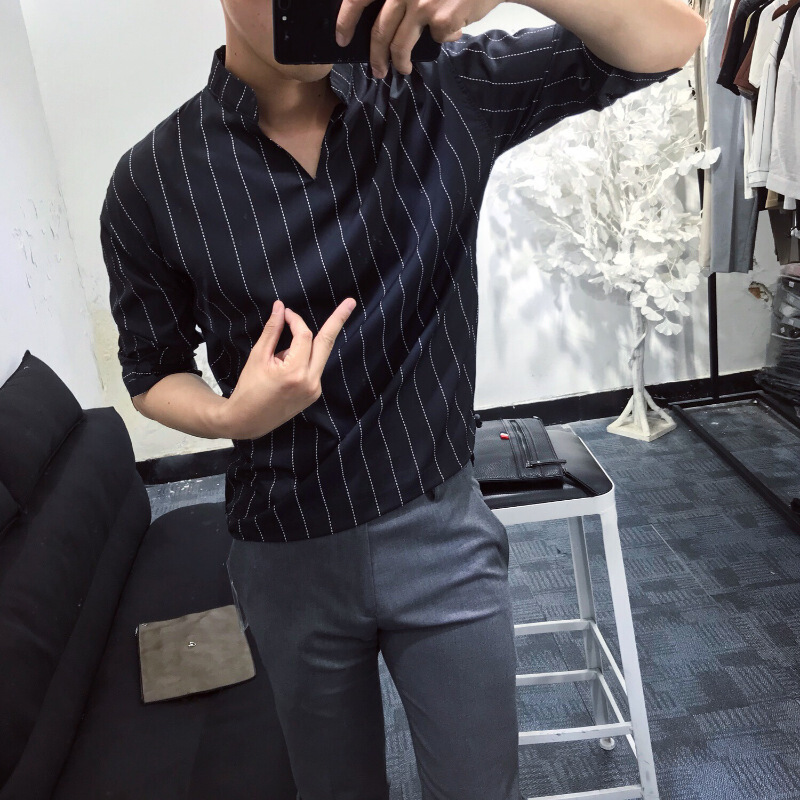 新品简约休闲条纹中袖衬衫男士韩版百搭青年宽松版潮流五分袖衬衣