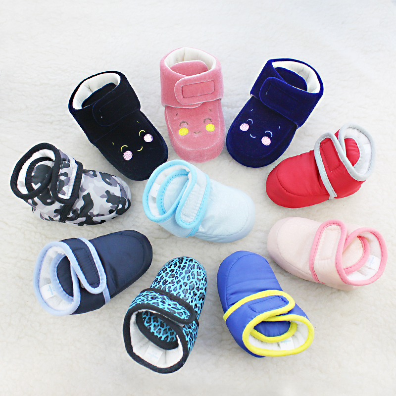 magtoe/麦可兔 婴幼儿布鞋 春秋款室内家居保暖初生婴儿0-12月滑雪布软底棉鞋NJ8012