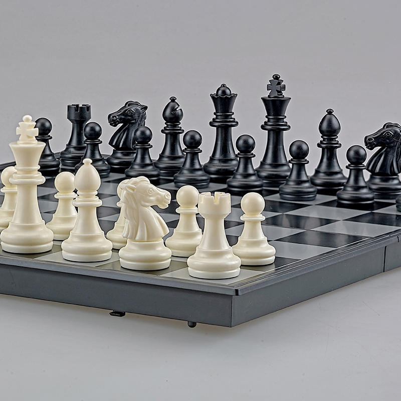 闪电客国际象棋磁性棋子加配备用棋子黑白金银仿木纹色棋子