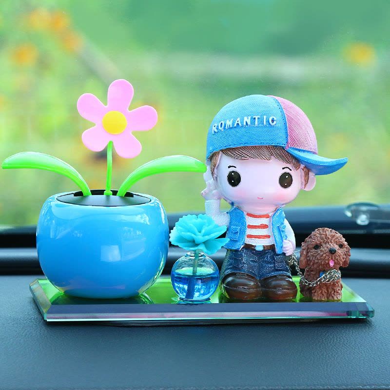 花样年华 汽车香水香薰创意个性车载中控台上装饰用品大全可爱车内饰品摆件图片