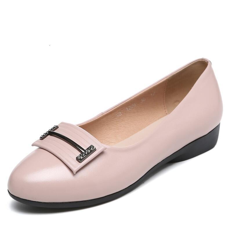 平跟单鞋女真皮中年瓢鞋新款大码女鞋平底圆头女士皮鞋中老年妇女休闲