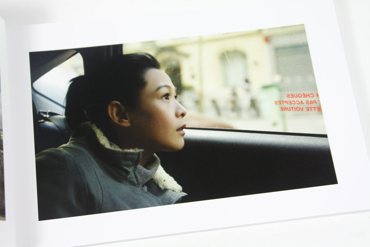 [正版] 爱情限量版 奶茶 刘若英的书 微电影短片同名短篇小说 台湾娱乐圈明星随笔集散文集传记自传书籍 我敢在你怀里孤高清大图