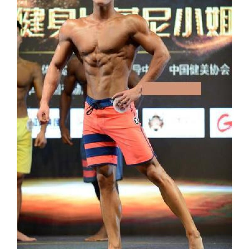 （）男子健体比赛沙滩裤海边冲浪速干短裤齐膝宽松大码五分裤