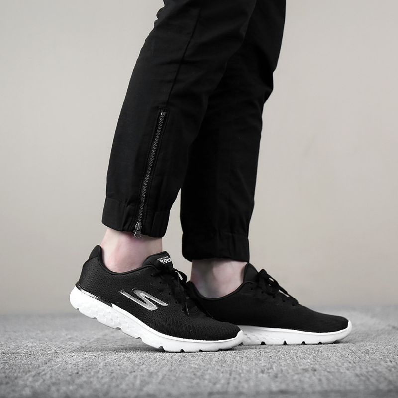 Skechers斯凯奇女鞋新款舒适透气健身鞋轻便缓震运动跑步鞋14804-BKW ZP