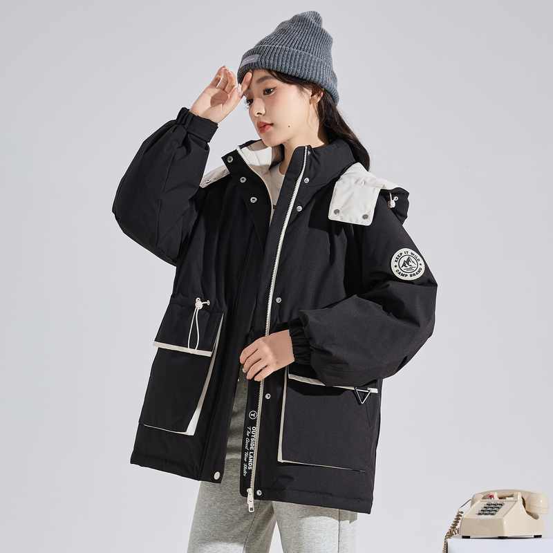 [2.5折价410元]唐狮撞色连帽羽绒服女冬季新款白色工装外套小众派克服