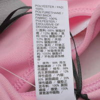 博飞耐克2019年薄款女士运动衣AS NIKE SWOOSH FUTURA BRA健身衣/紧身衣899371-629