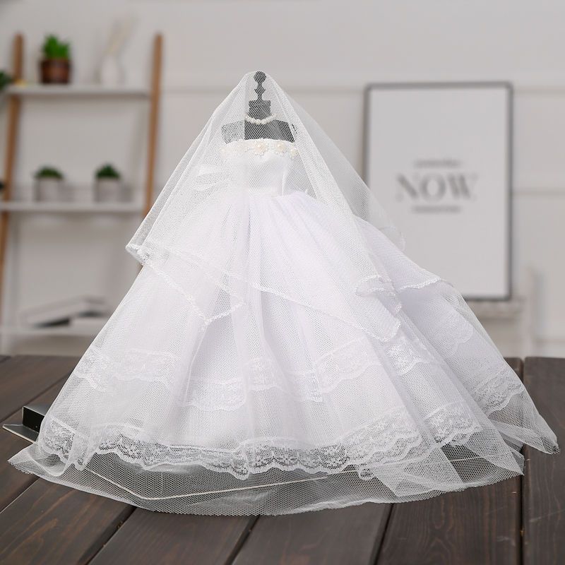 生日礼物女闺蜜姐妹特别有意义女友高级感18岁成人礼单独婚纱无配饰