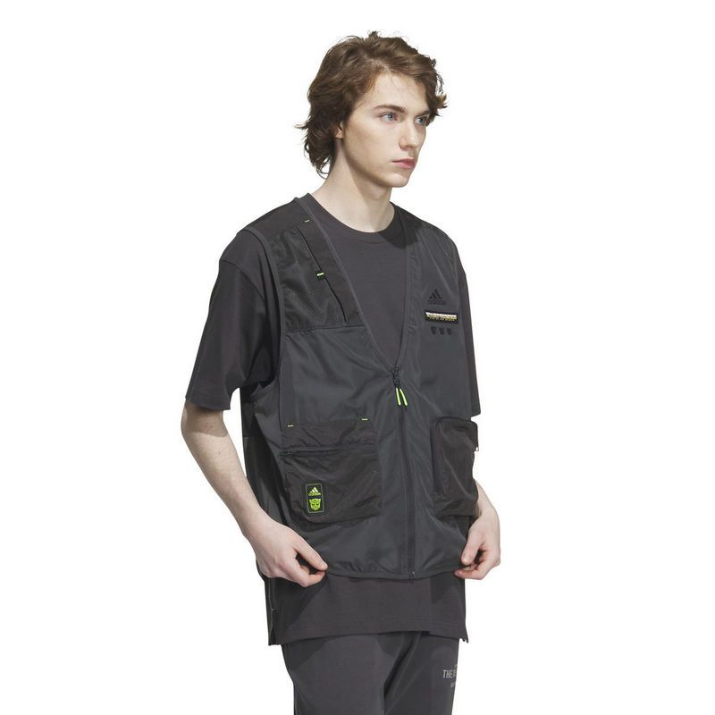 adidastransformersvest撞色logo印花运动户外马甲男款碳黑ik3492